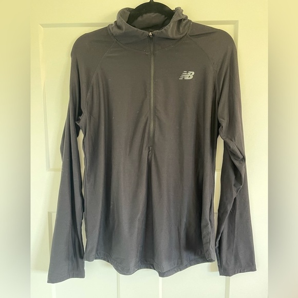 New Balance Women’s Quarter Zip Size L - Picture 1 of 4